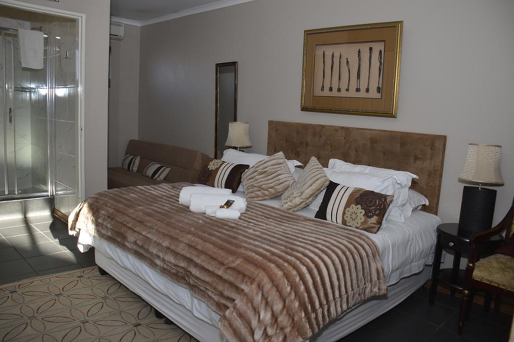 Two Bells Guest House Bloemfontein Habitación foto