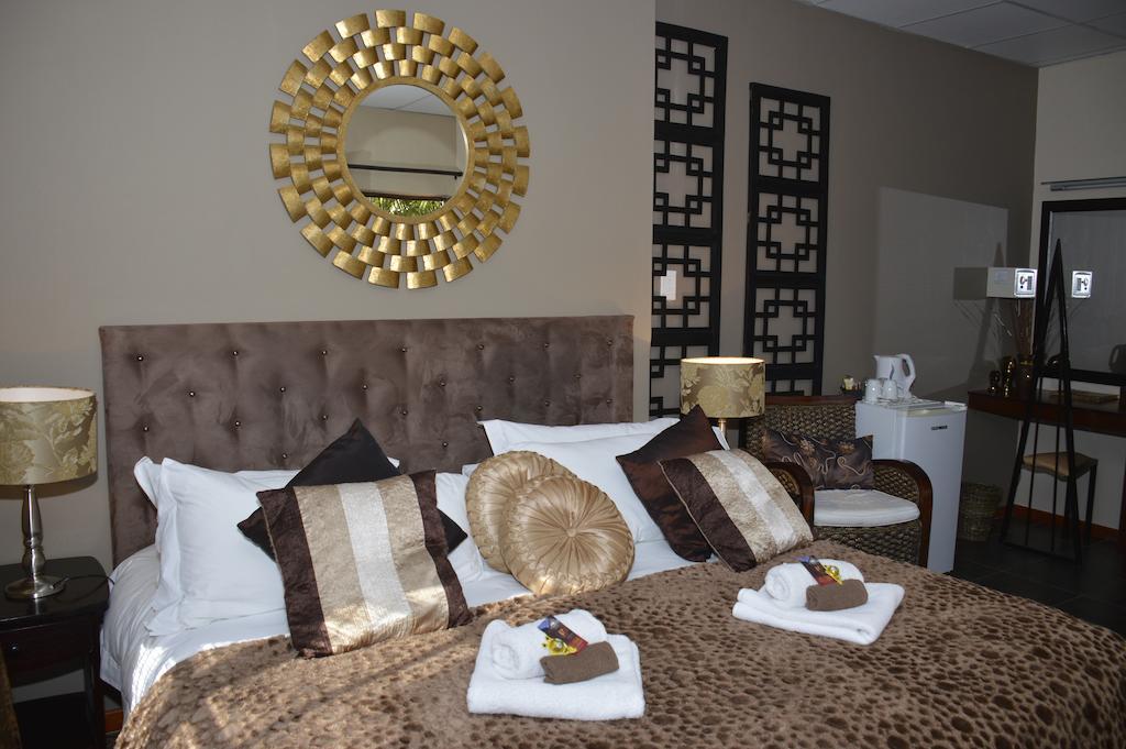 Two Bells Guest House Bloemfontein Habitación foto